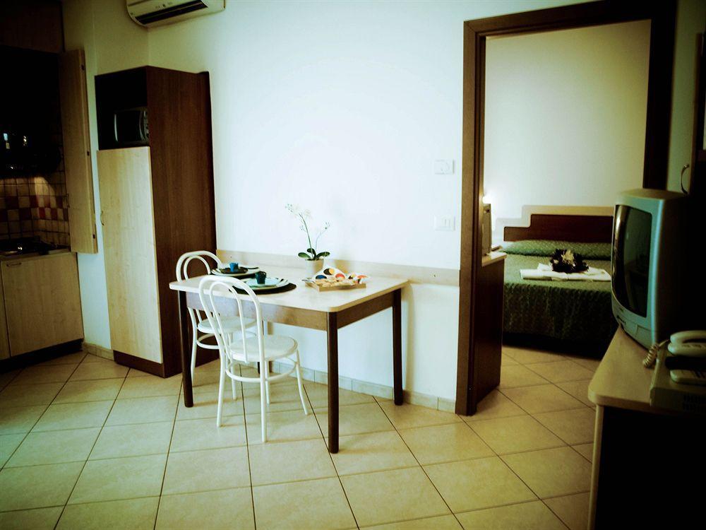 Residence Mediterraneo 리미니 외부 사진
